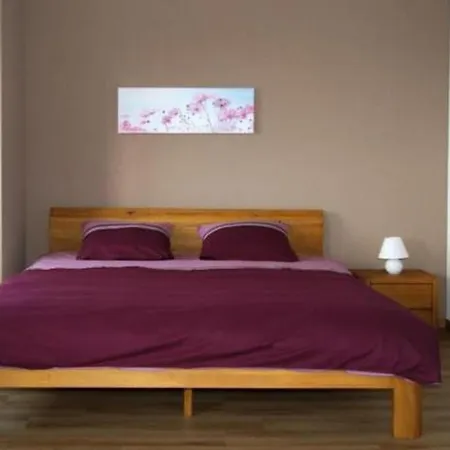 In Renoviertes - 3 Pers- By Interhome * 샤도네